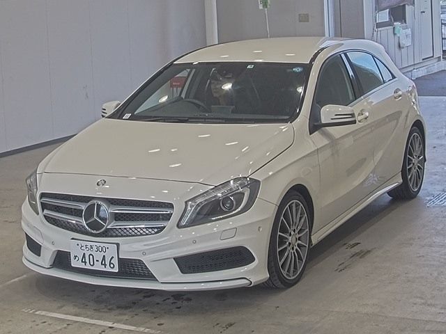 1875 Mercedes benz A class 176042 2015 г. (ARAI Oyama)